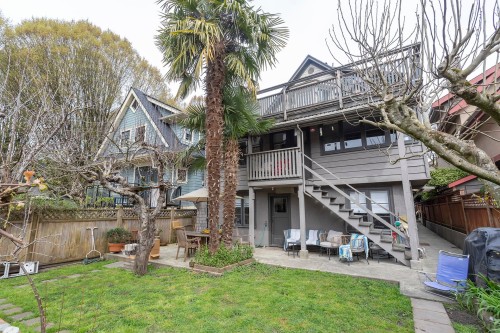 2582 6Th Avenue W, Vancouver, BC 