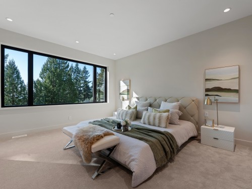 5657 Westport Road, West Vancouver, BC 
