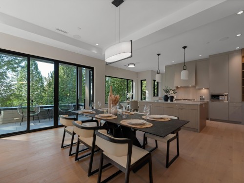 5657 Westport Road, West Vancouver, BC 