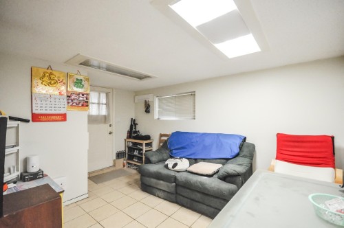 3156 Adanac Street, Vancouver, BC 