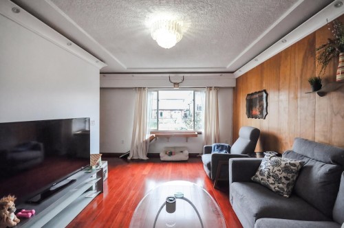 3156 Adanac Street, Vancouver, BC 