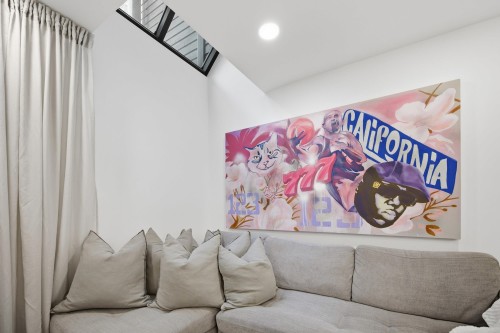 3321 Mountain Highway, North Vancouver, BC 