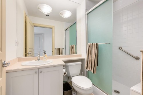 205-1896 Marine Drive, West Vancouver, BC 