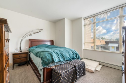 205-1896 Marine Drive, West Vancouver, BC 