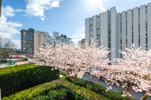 205-1896 Marine Drive, West Vancouver, BC 