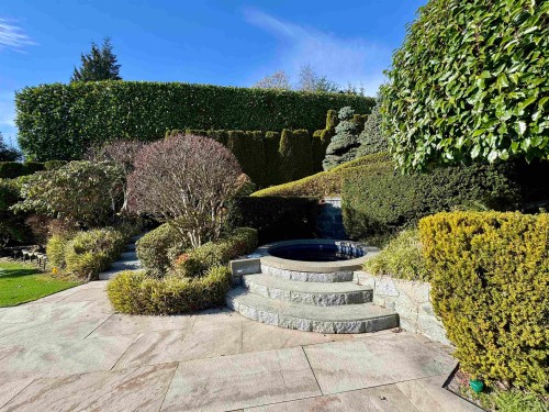 2920 Mathers Avenue, West Vancouver, BC 