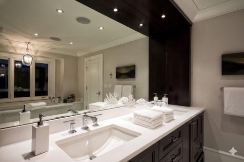 2920 Mathers Avenue, West Vancouver, BC 