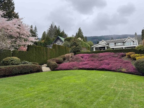 2920 Mathers Avenue, West Vancouver, BC 