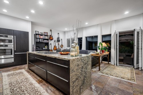 955 20Th Street, West Vancouver, BC 