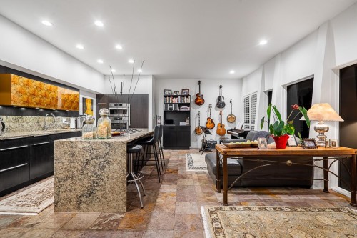 955 20Th Street, West Vancouver, BC 