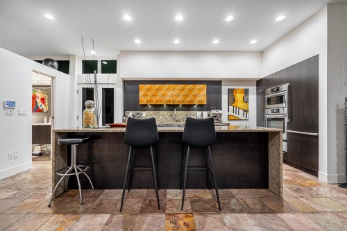 955 20Th Street, West Vancouver, BC 