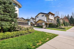 15-39548 Loggers Lane Squamish, BC V8B 0K1