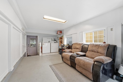 6777 Kerr Street, Vancouver, BC 