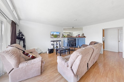 6777 Kerr Street, Vancouver, BC 