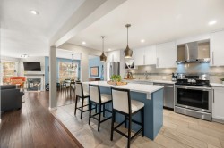 208A-1220 Quayside Drive New Westminster, BC V3M 6H1