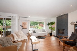 1101 Lenora Road Bowen Island, BC V0N 1G1