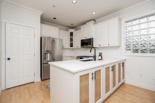 1938 Adanac Street, Vancouver, BC 