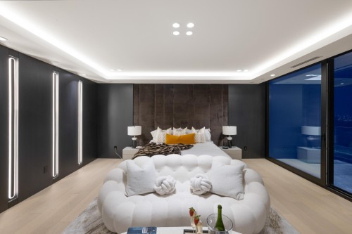 690 Knockmaroon Road, West Vancouver, BC 