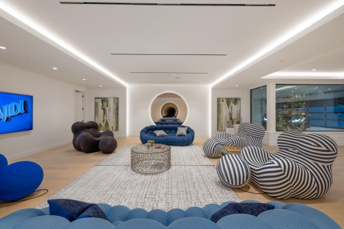 690 Knockmaroon Road, West Vancouver, BC 