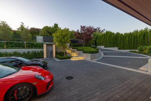 690 Knockmaroon Road, West Vancouver, BC 