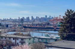 302-2215 Mcgill Street  Vancouver, BC V5L 1C3