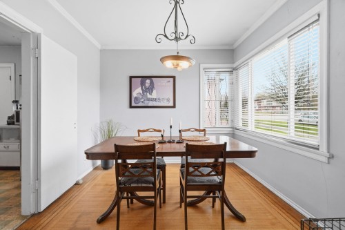 2349 Pender Street E, Vancouver, BC 
