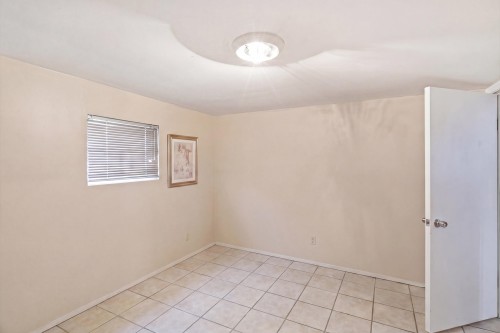 2349 Pender Street E, Vancouver, BC 