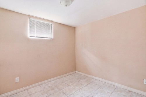 2349 Pender Street E, Vancouver, BC 