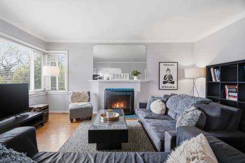 2349 Pender Street E, Vancouver, BC 