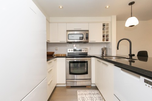 3062 Willow Street, Vancouver, BC 