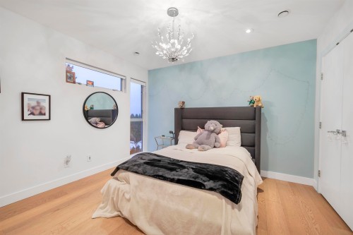 3305 Westmount Road, West Vancouver, BC 