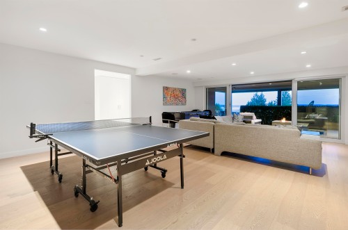 3305 Westmount Road, West Vancouver, BC 