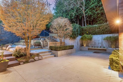 3305 Westmount Road, West Vancouver, BC 