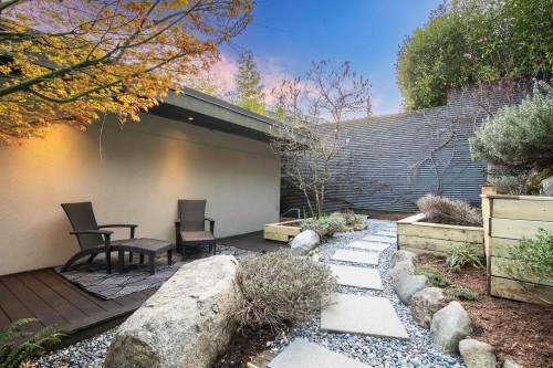 3305 Westmount Road, West Vancouver, BC 