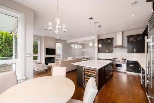 4341 3Rd Avenue W, Vancouver, BC 