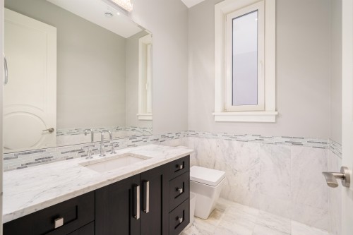4341 3Rd Avenue W, Vancouver, BC 