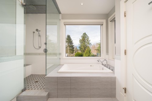 4341 3Rd Avenue W, Vancouver, BC 