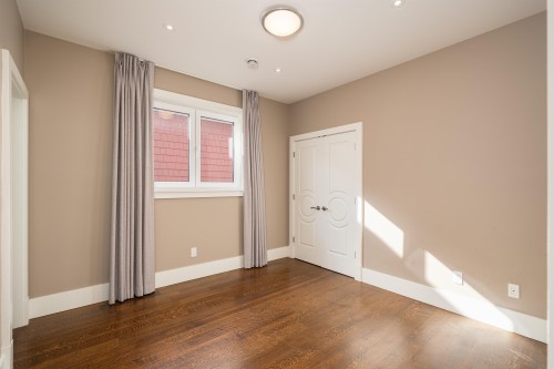4341 3Rd Avenue W, Vancouver, BC 