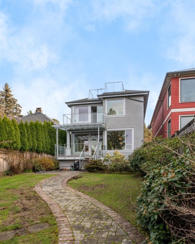4341 3Rd Avenue W, Vancouver, BC 
