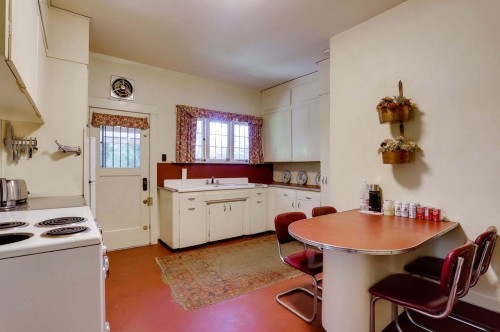 1825 Drummond Drive, Vancouver, BC 