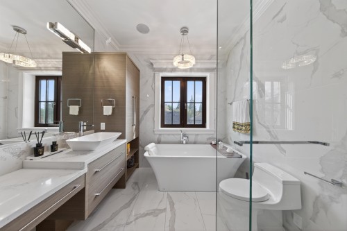 2168 22Nd Avenue W, Vancouver, BC 