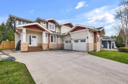 1012 Condor Place Squamish, BC V8B 0P4