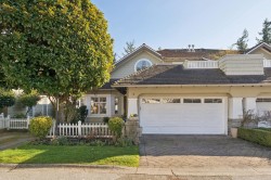 7-5110 Alderfeild Place  West Vancouver, BC V7W 2W7