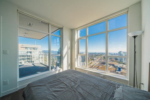 4010-4670 Assembly Way, Burnaby, BC 