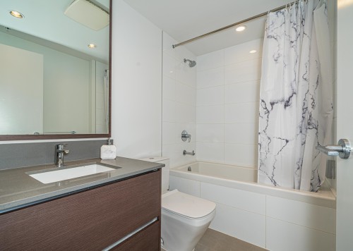 4010-4670 Assembly Way, Burnaby, BC 