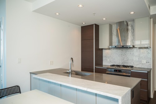 4010-4670 Assembly Way, Burnaby, BC 