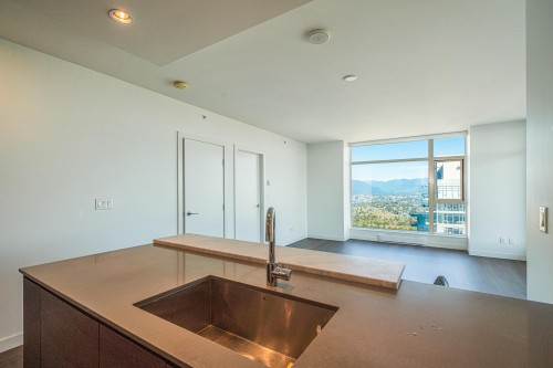 4010-4670 Assembly Way, Burnaby, BC 