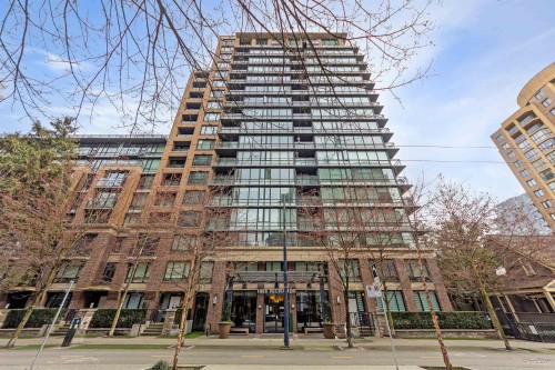 213-1088 Richards Street  Vancouver, BC V6B 0J8