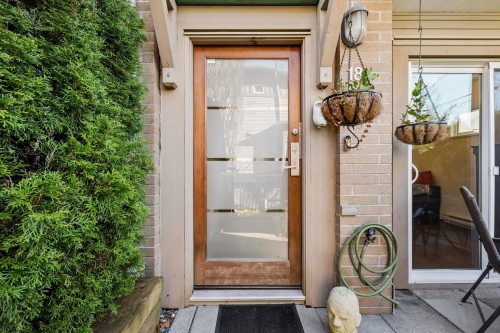 18-3788 Laurel Street, Burnaby, BC 