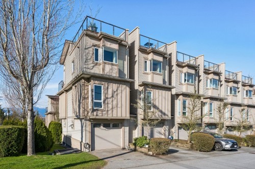 18-3788 Laurel Street, Burnaby, BC 